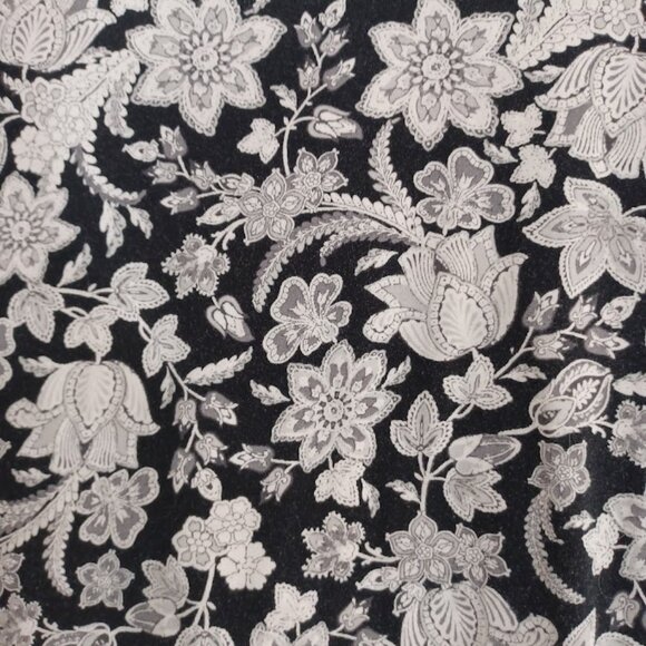 J. Jill Wearever Collection Black White Floral Long Sleeve Stretch Knit Dress L - Picture 7 of 7